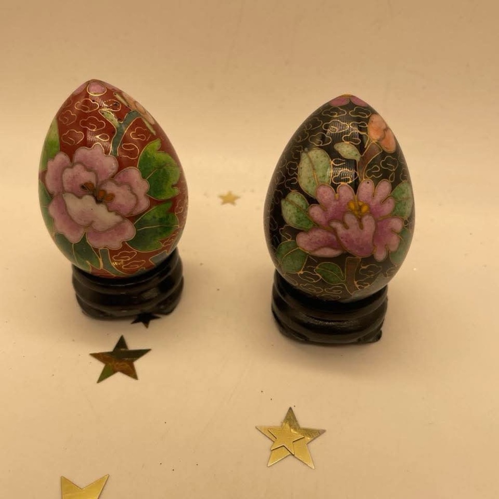 EUC 2 Vintage Cloisonné Ceramic Eggs on Wood Stand